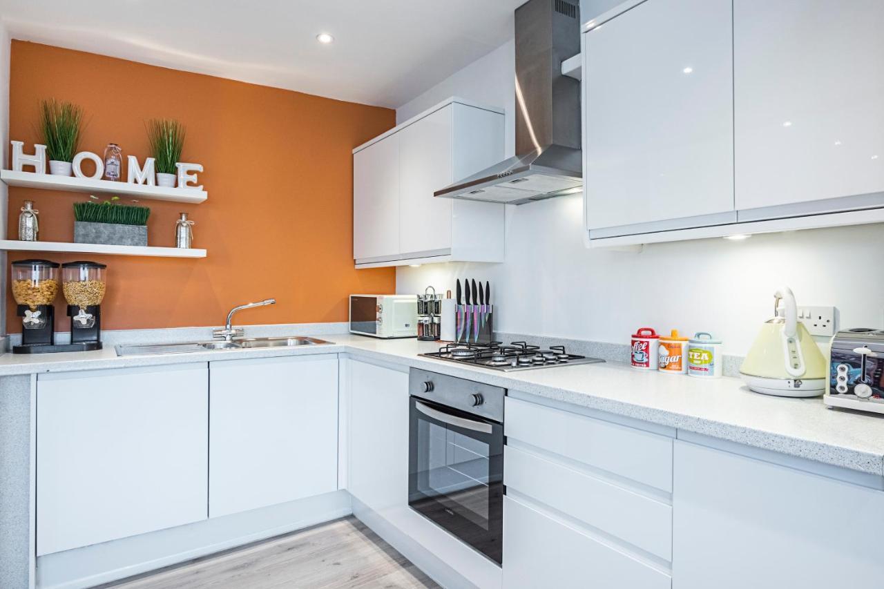 Appartamento Cozy And Serene Brand-New Flat In Kilburn, Londra Esterno foto